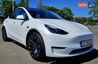 Внедорожник / Кроссовер Tesla Model Y 2021 в Днепре