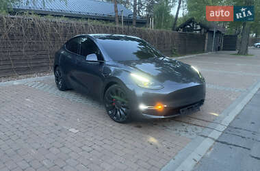 Внедорожник / Кроссовер Tesla Model Y 2022 в Киеве