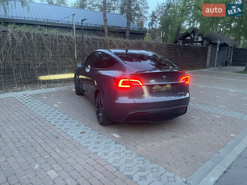 Позашляховик / Кросовер Tesla Model Y 2022 в Києві