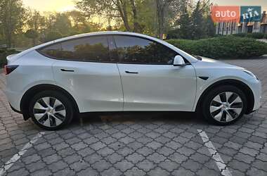 Внедорожник / Кроссовер Tesla Model Y 2023 в 