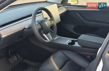 Внедорожник / Кроссовер Tesla Model Y 2024 в 