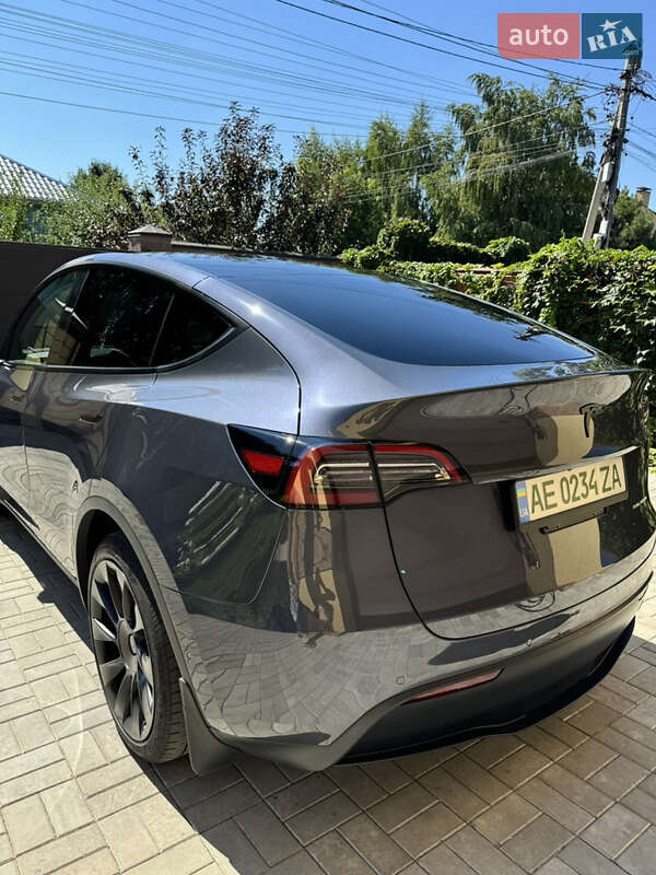Позашляховик / Кросовер Tesla Model Y 2022 в Дніпрі