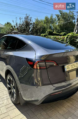 Позашляховик / Кросовер Tesla Model Y 2022 в 