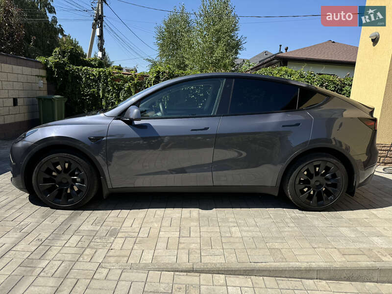 Позашляховик / Кросовер Tesla Model Y 2022 в Дніпрі