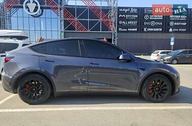 Внедорожник / Кроссовер Tesla Model Y 2021 в Ивано-Франковске