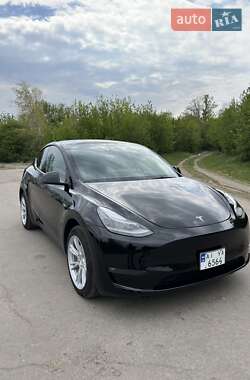 Внедорожник / Кроссовер Tesla Model Y 2023 в 