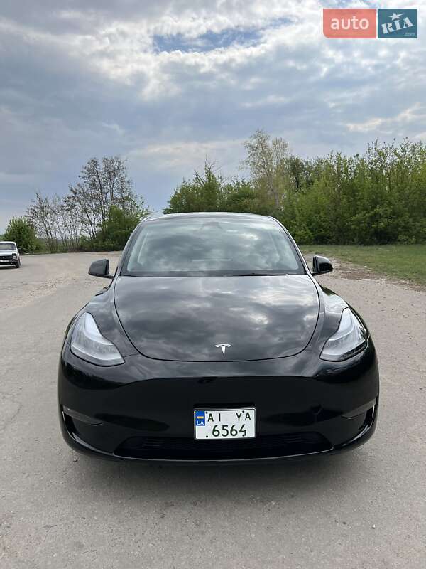 Внедорожник / Кроссовер Tesla Model Y 2023 в Киеве