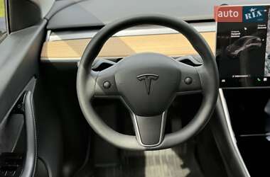 Внедорожник / Кроссовер Tesla Model Y 2020 в 