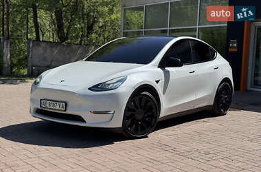 Позашляховик / Кросовер Tesla Model Y 2020 в 