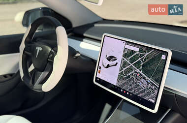 Позашляховик / Кросовер Tesla Model Y 2020 в 