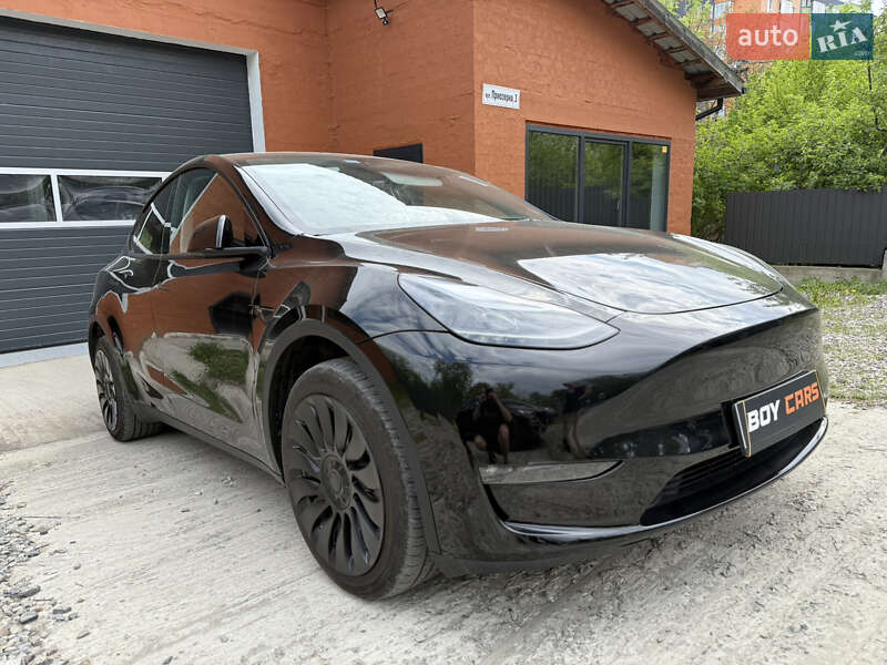Внедорожник / Кроссовер Tesla Model Y 2023 в 