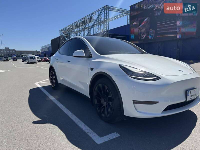 Внедорожник / Кроссовер Tesla Model Y 2021 в Полтаве
