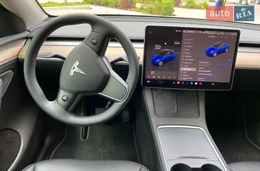 Позашляховик / Кросовер Tesla Model Y 2022 в 