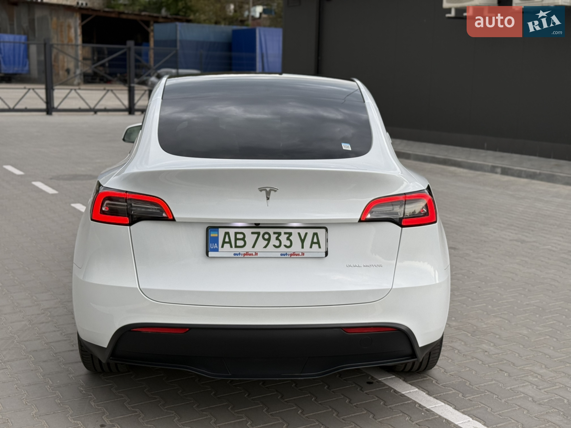 2023 Tesla Model Y - мініатюра 25