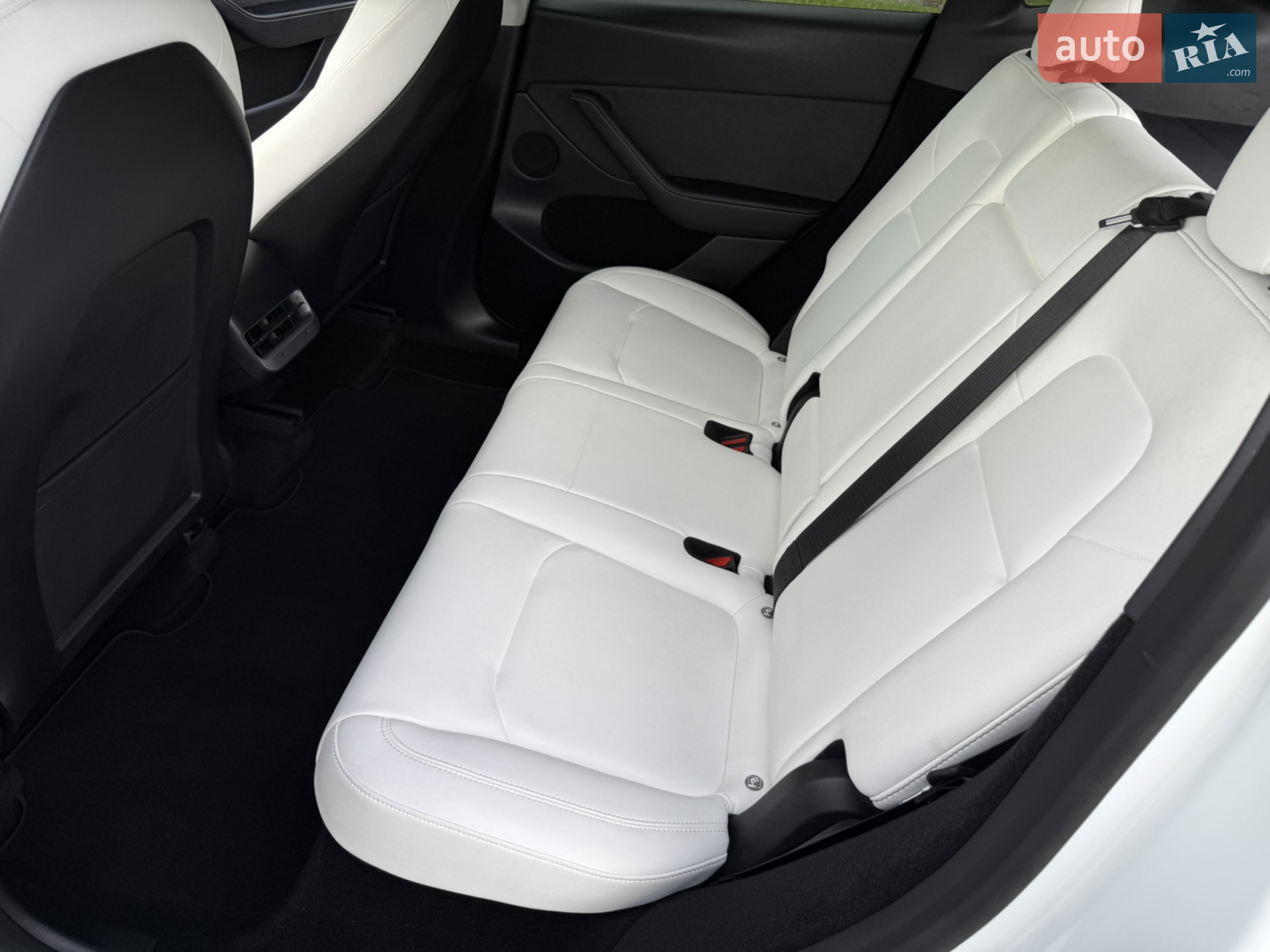 2023 Tesla Model Y - мініатюра 73
