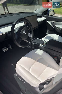 Внедорожник / Кроссовер Tesla Model Y 2022 в 