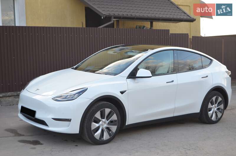 Внедорожник / Кроссовер Tesla Model Y 2020 в 
