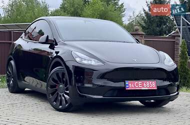 Позашляховик / Кросовер Tesla Model Y 2022 в 