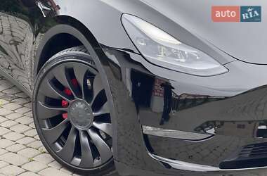 Позашляховик / Кросовер Tesla Model Y 2022 в 