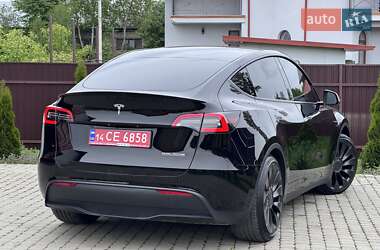 Позашляховик / Кросовер Tesla Model Y 2022 в 