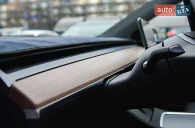 Позашляховик / Кросовер Tesla Model Y 2022 в 