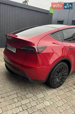 Внедорожник / Кроссовер Tesla Model Y 2023 в 