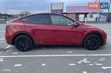 Внедорожник / Кроссовер Tesla Model Y 2021 в 
