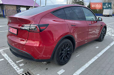 Внедорожник / Кроссовер Tesla Model Y 2021 в 