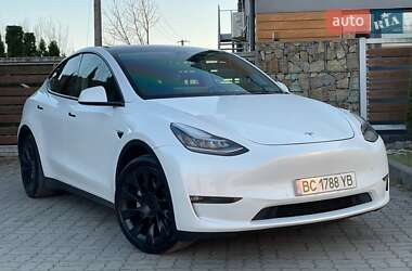 Внедорожник / Кроссовер Tesla Model Y 2021 в 