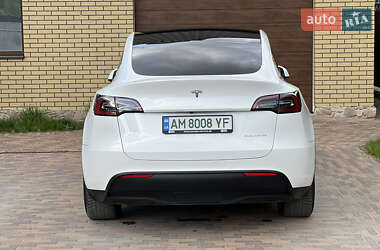 Позашляховик / Кросовер Tesla Model Y 2022 в 