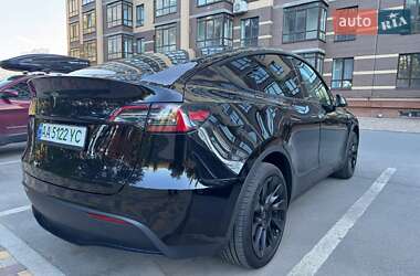 Внедорожник / Кроссовер Tesla Model Y 2024 в 