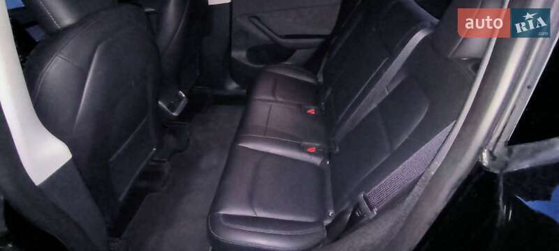 Внедорожник / Кроссовер Tesla Model Y 2023 в Деражне фото 4 Внедорожник / Кроссовер Tesla Model Y 2023 в Деражне