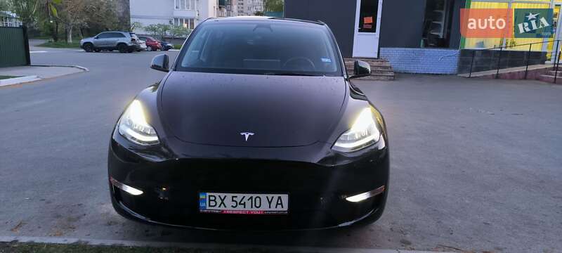 Внедорожник / Кроссовер Tesla Model Y 2023 в 