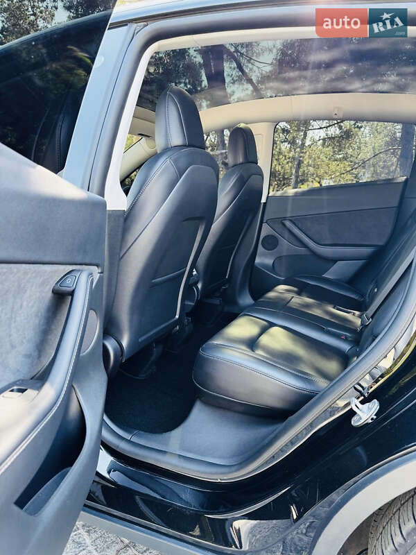 Внедорожник / Кроссовер Tesla Model Y 2021 в Днепре фото 17 Внедорожник / Кроссовер Tesla Model Y 2021 в Днепре