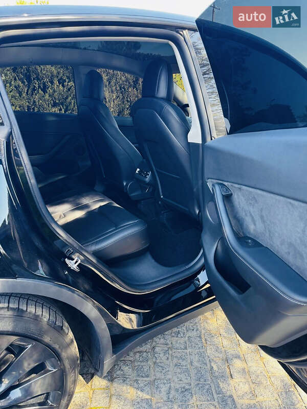 Внедорожник / Кроссовер Tesla Model Y 2021 в Днепре фото 22 Внедорожник / Кроссовер Tesla Model Y 2021 в Днепре