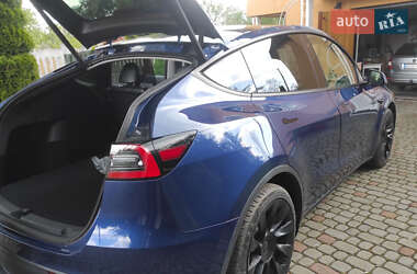 Внедорожник / Кроссовер Tesla Model Y 2021 в 