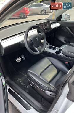 Внедорожник / Кроссовер Tesla Model Y 2021 в 