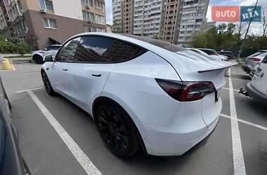 Внедорожник / Кроссовер Tesla Model Y 2021 в 