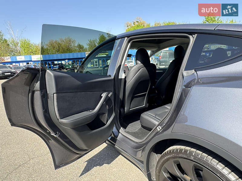Внедорожник / Кроссовер Tesla Model Y 2023 в Киеве фото 36 Внедорожник / Кроссовер Tesla Model Y 2023 в Киеве