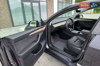 Внедорожник / Кроссовер Tesla Model Y 2024 в 