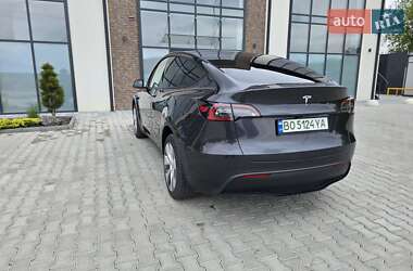 Внедорожник / Кроссовер Tesla Model Y 2024 в 