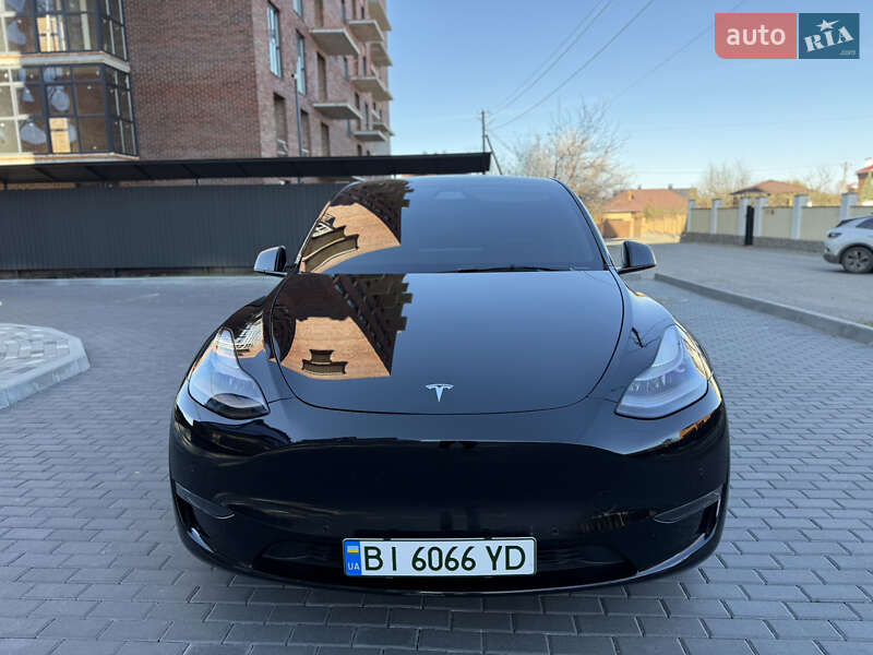Внедорожник / Кроссовер Tesla Model Y 2021 в Полтаве