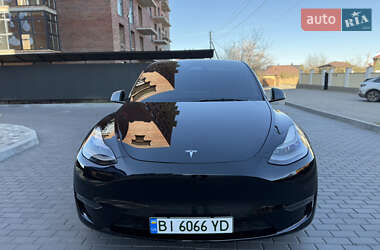 Внедорожник / Кроссовер Tesla Model Y 2021 в 