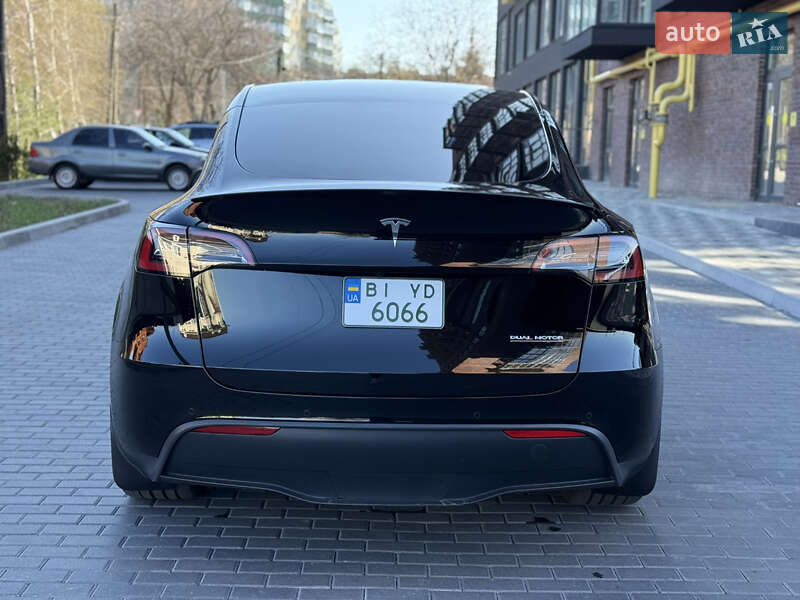 Внедорожник / Кроссовер Tesla Model Y 2021 в Полтаве