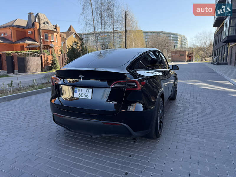 Внедорожник / Кроссовер Tesla Model Y 2021 в Полтаве