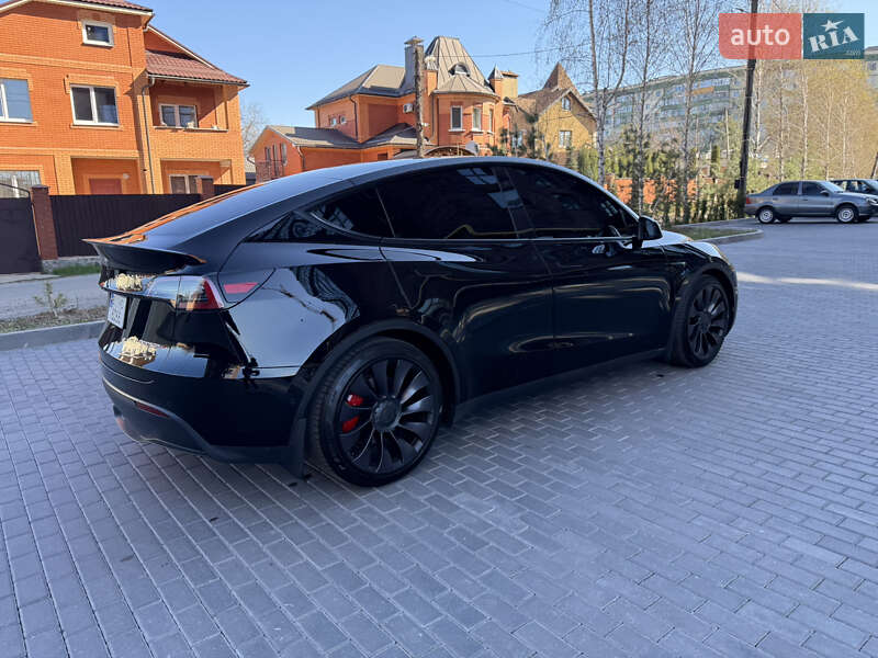 Внедорожник / Кроссовер Tesla Model Y 2021 в Полтаве