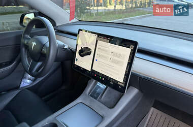 Внедорожник / Кроссовер Tesla Model Y 2021 в 