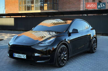 Внедорожник / Кроссовер Tesla Model Y 2021 в 