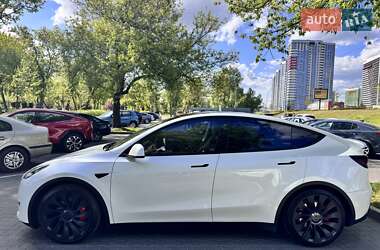 Позашляховик / Кросовер Tesla Model Y 2022 в 