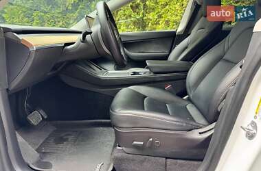 Внедорожник / Кроссовер Tesla Model Y 2022 в 